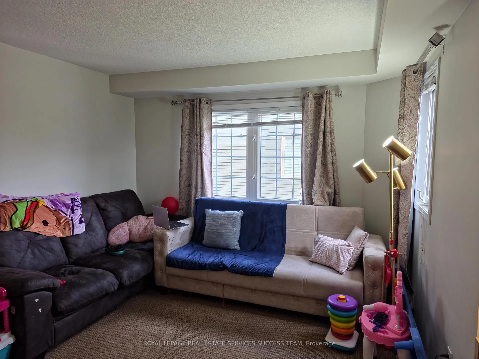 Photo 5 of Unit 10B, 931 Glasgow Street, Kitchener, Highland West — HOMEH