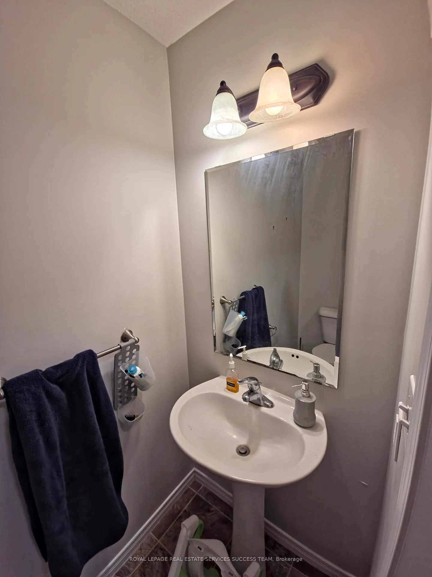 Photo 6 of Unit 10B, 931 Glasgow Street, Kitchener, Highland West — HOMEH