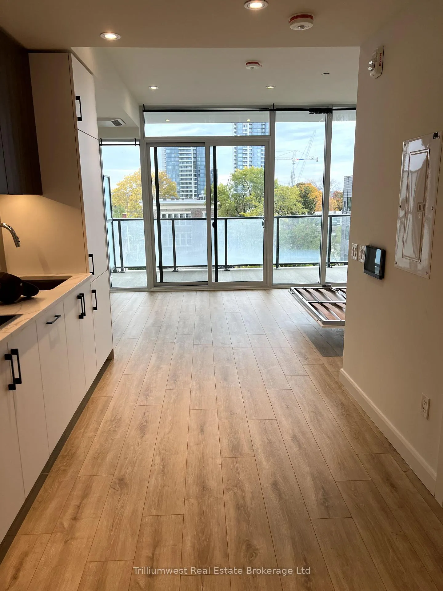 Photo 3 of Unit 410, 741 King Street W, Kitchener — HOMEH