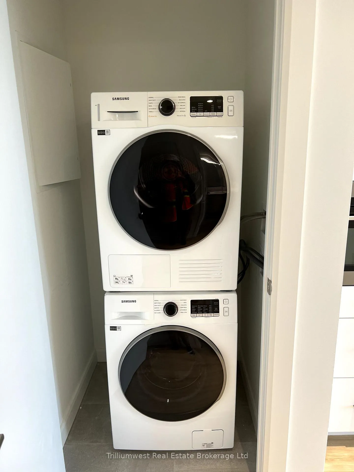 Photo 9 of Unit 410, 741 King Street W, Kitchener — HOMEH
