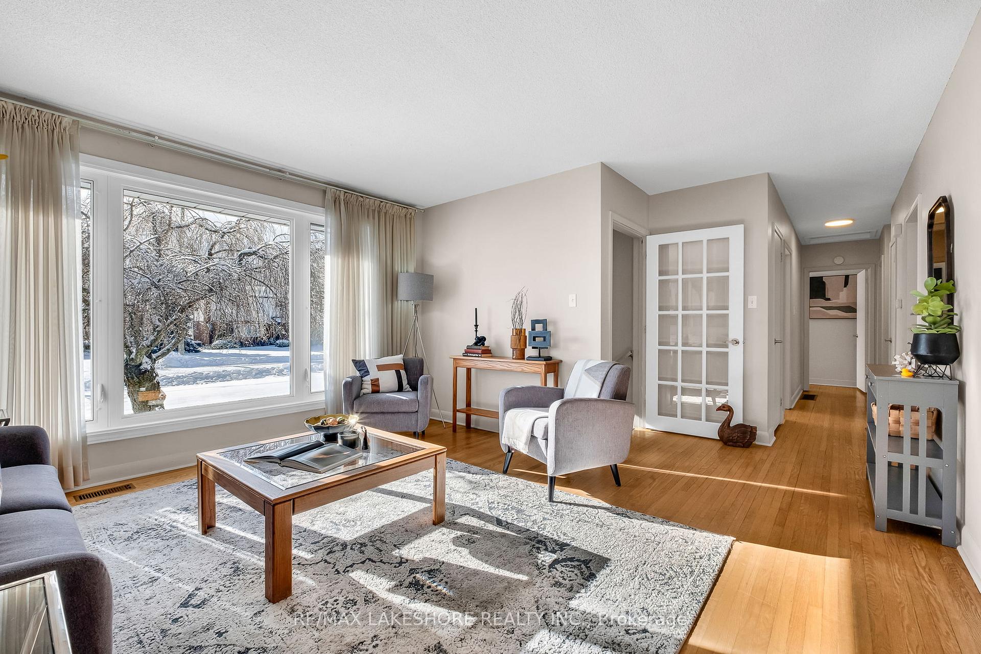 Photo 6 of 8 Hawthorne Avenue, Cobourg — HOMEH