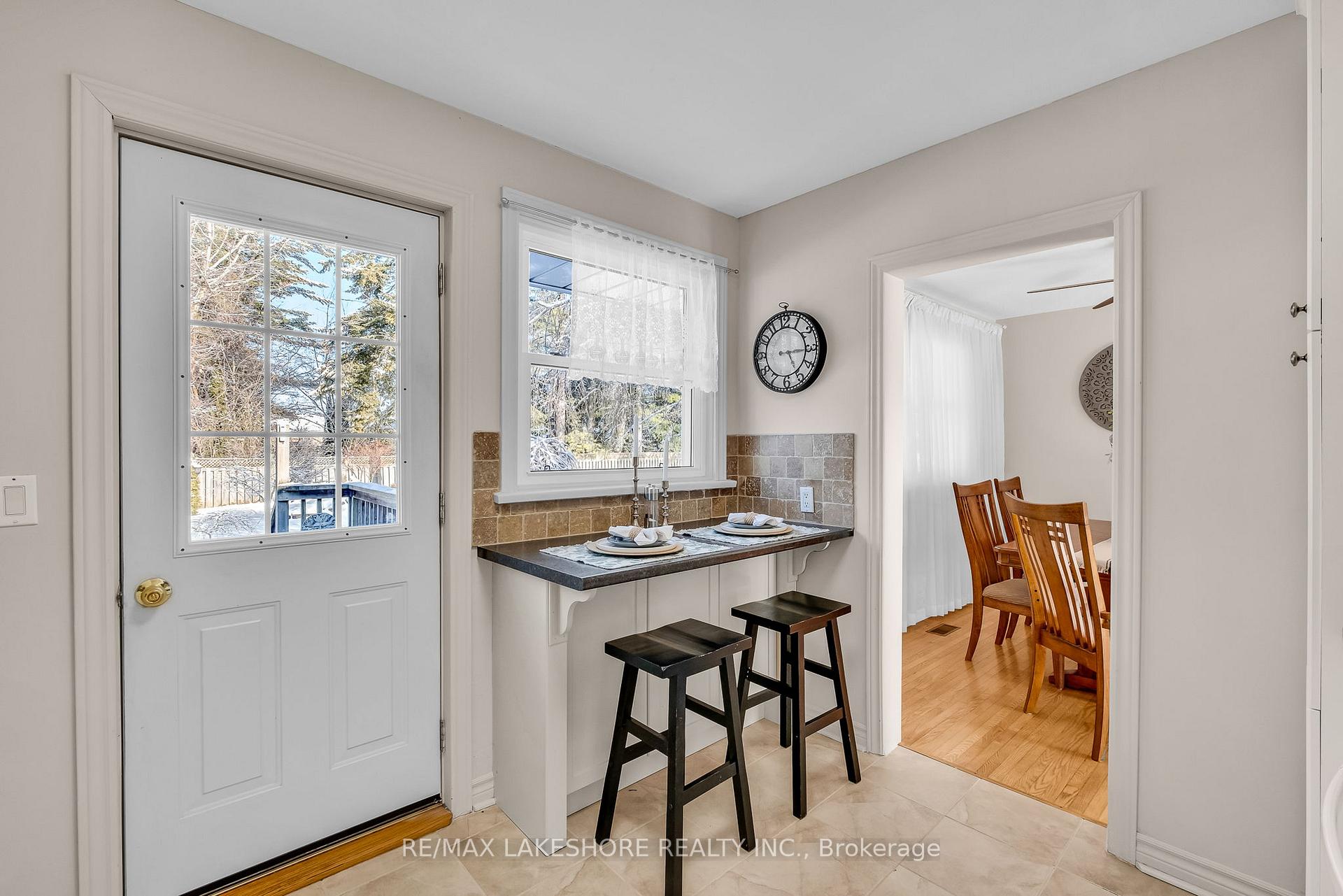Photo 11 of 8 Hawthorne Avenue, Cobourg — HOMEH