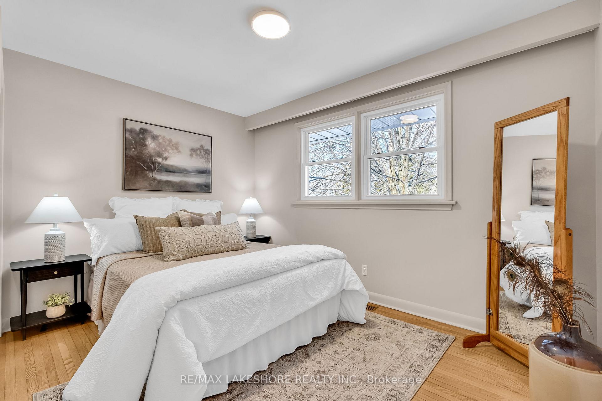 Photo 13 of 8 Hawthorne Avenue, Cobourg — HOMEH
