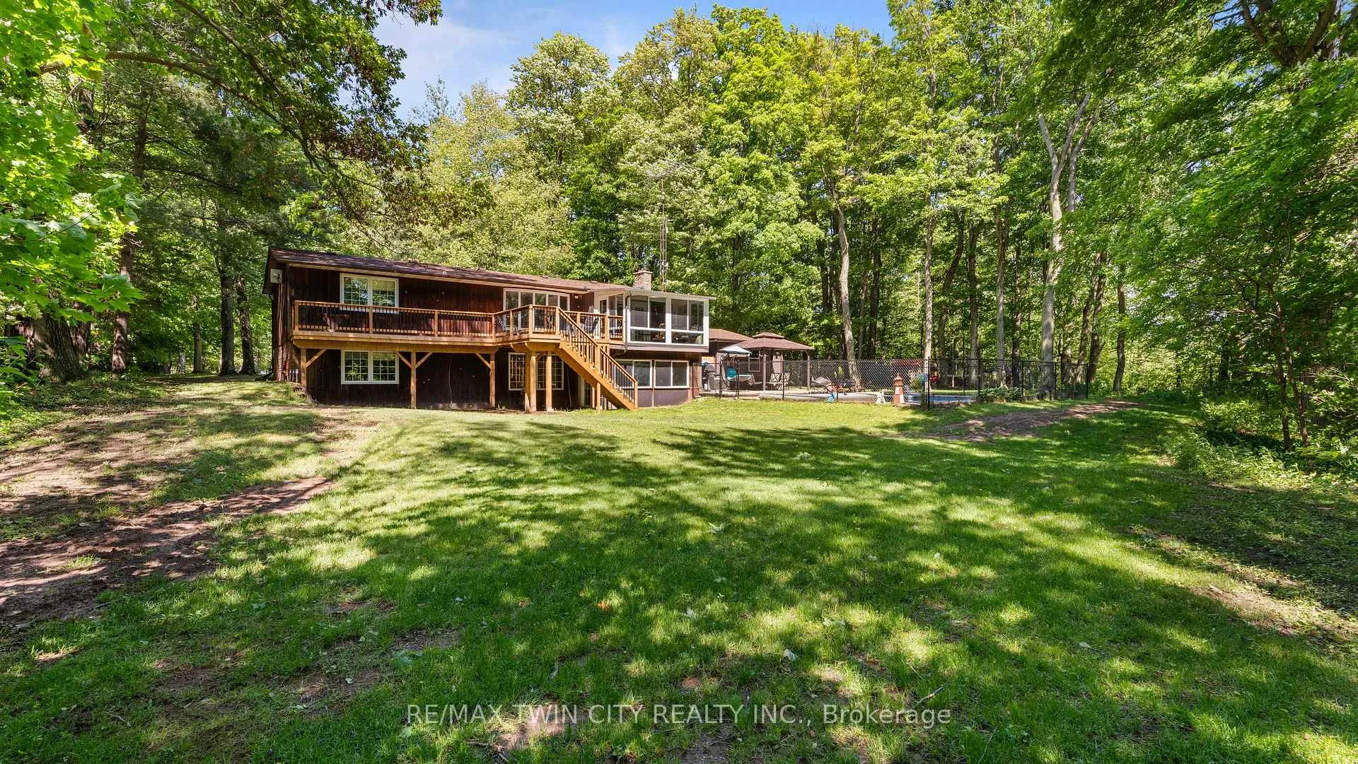 Photo 27 of 12 Campbell Farm Road, Brant, Brantford Twp — HOMEH