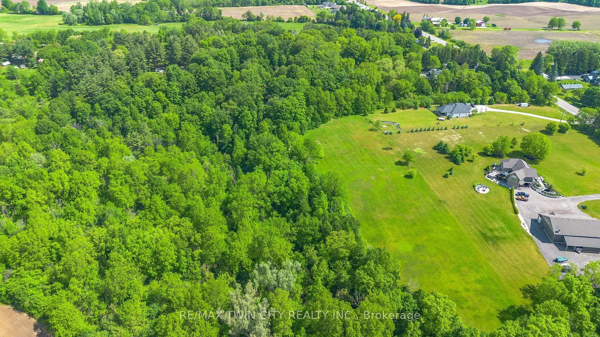 Photo 38 of 12 Campbell Farm Road, Brant, Brantford Twp — HOMEH