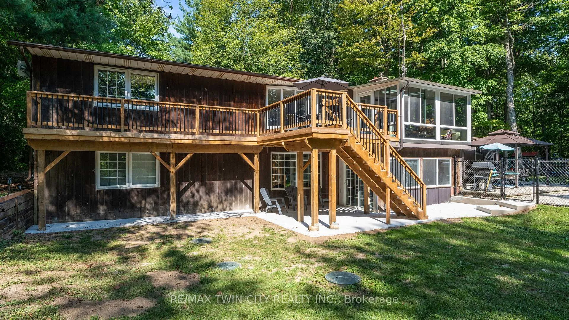Photo 40 of 12 Campbell Farm Road, Brant, Brantford Twp — HOMEH