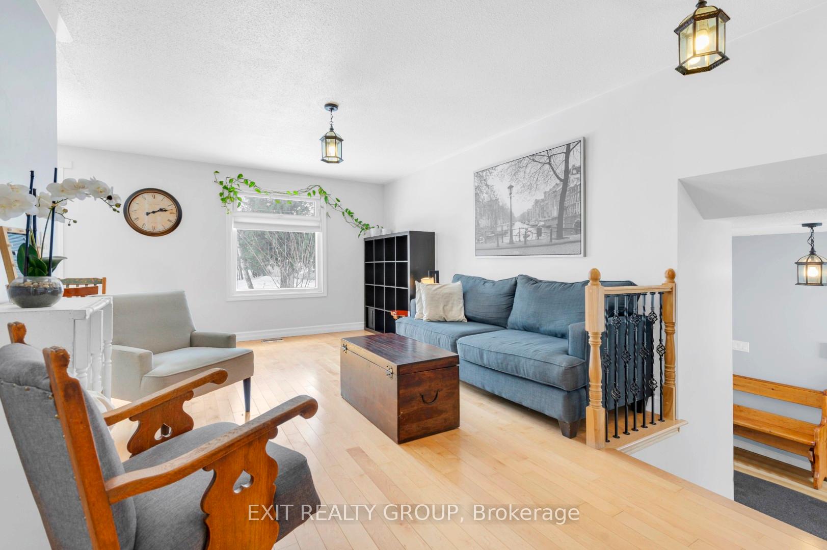 Photo 5 of 96 Maple Drive, Belleville, Belleville Ward — HOMEH