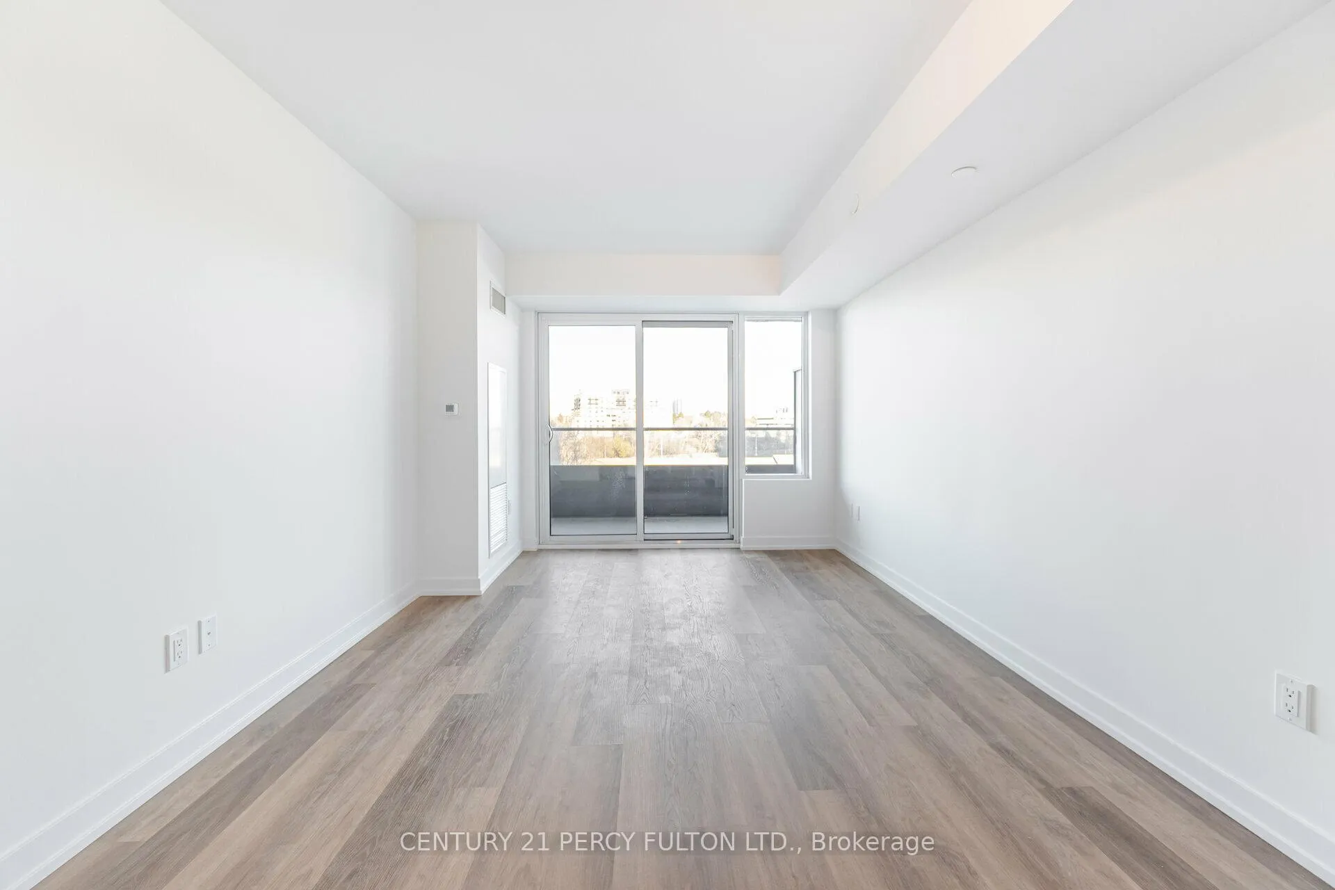 Photo 5 of Unit 313, 1435 Celebration Drive, Pickering, Bay Ridges — HOMEH