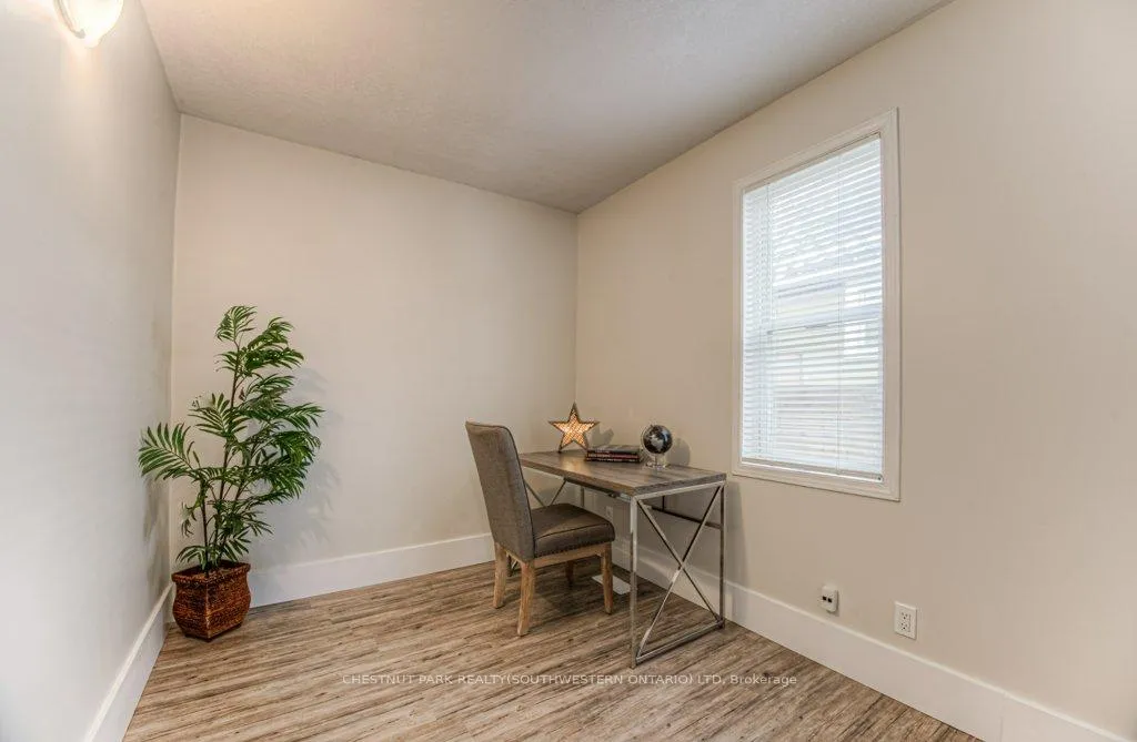 Photo 14 of 43 Barclay Avenue, Kitchener — HOMEH