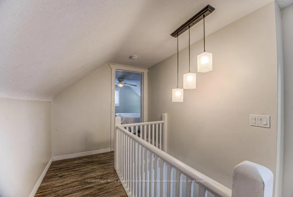 Photo 15 of 43 Barclay Avenue, Kitchener — HOMEH