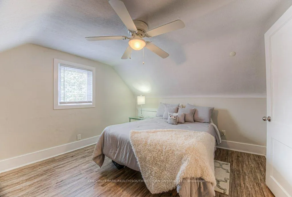 Photo 17 of 43 Barclay Avenue, Kitchener — HOMEH