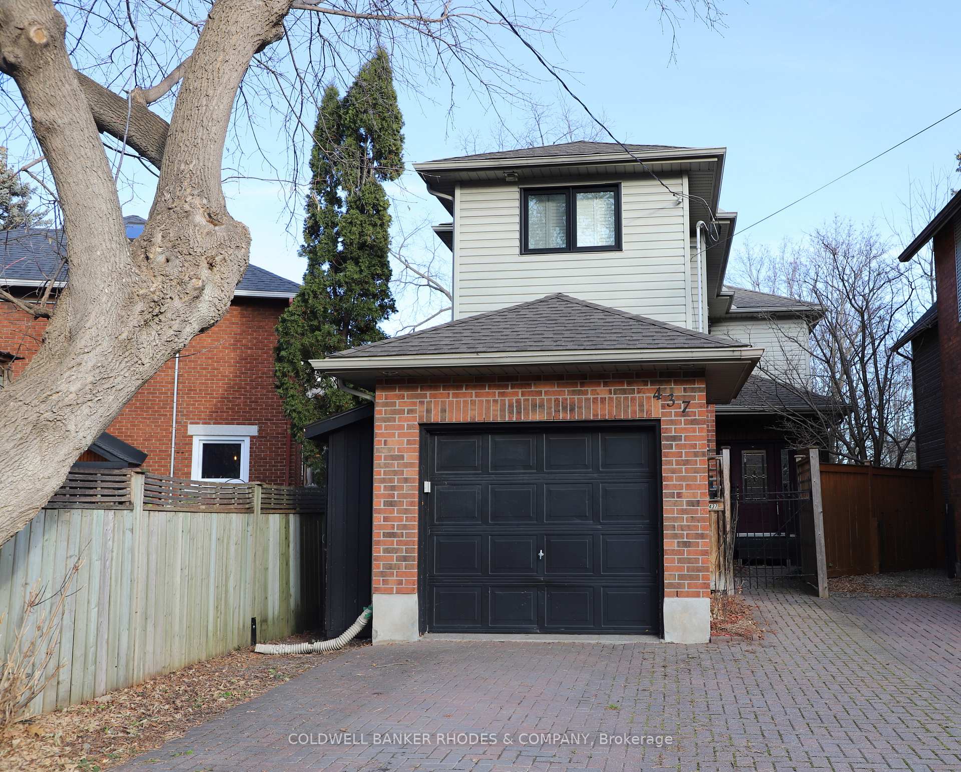 Photo 2 of 437 Riverdale Avenue, Ottawa, Old Ottawa South/Rideau Gardens — HOMEH