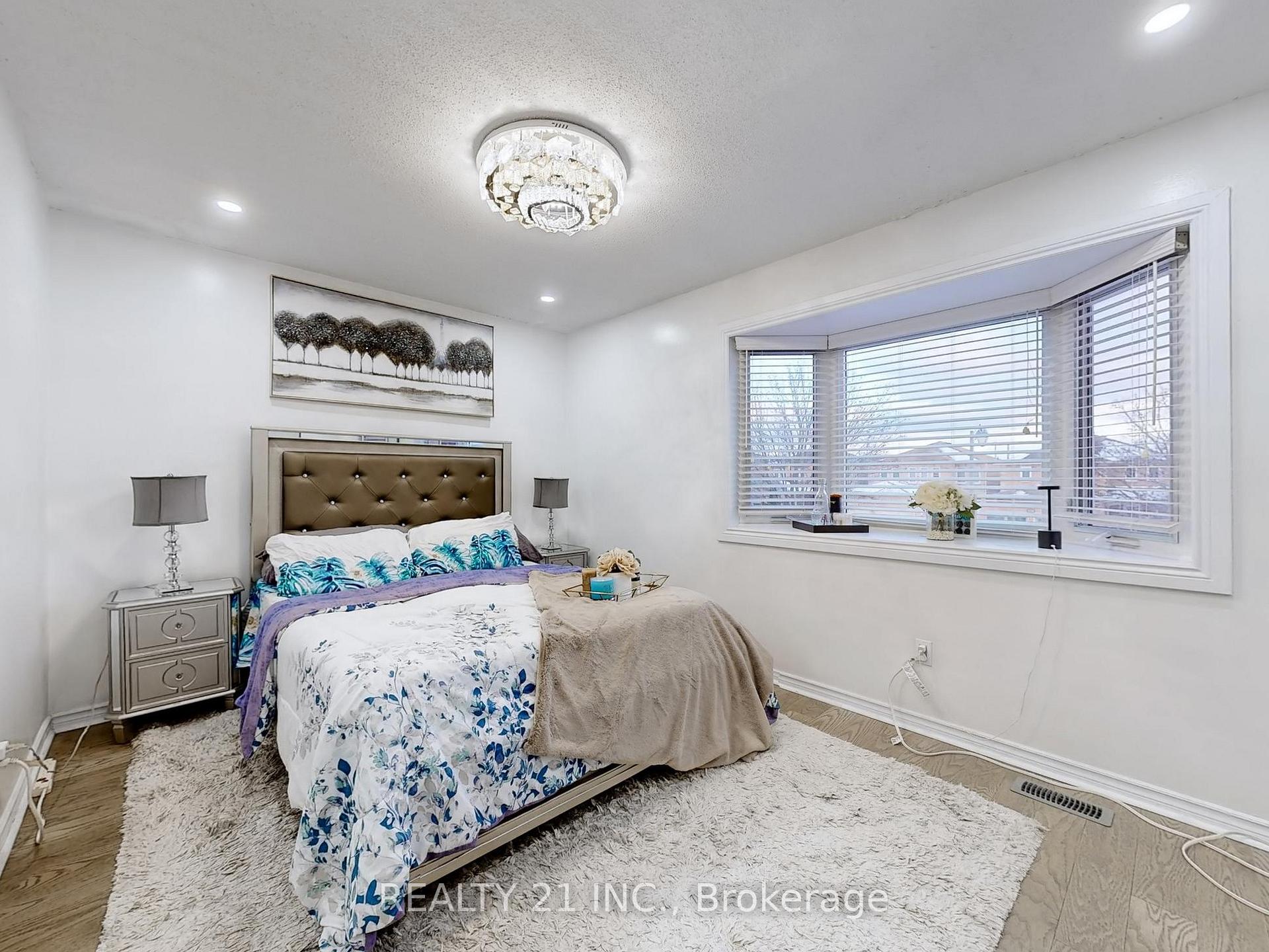 Photo 16 of 12 Raine Drive, Ajax, Central — HOMEH