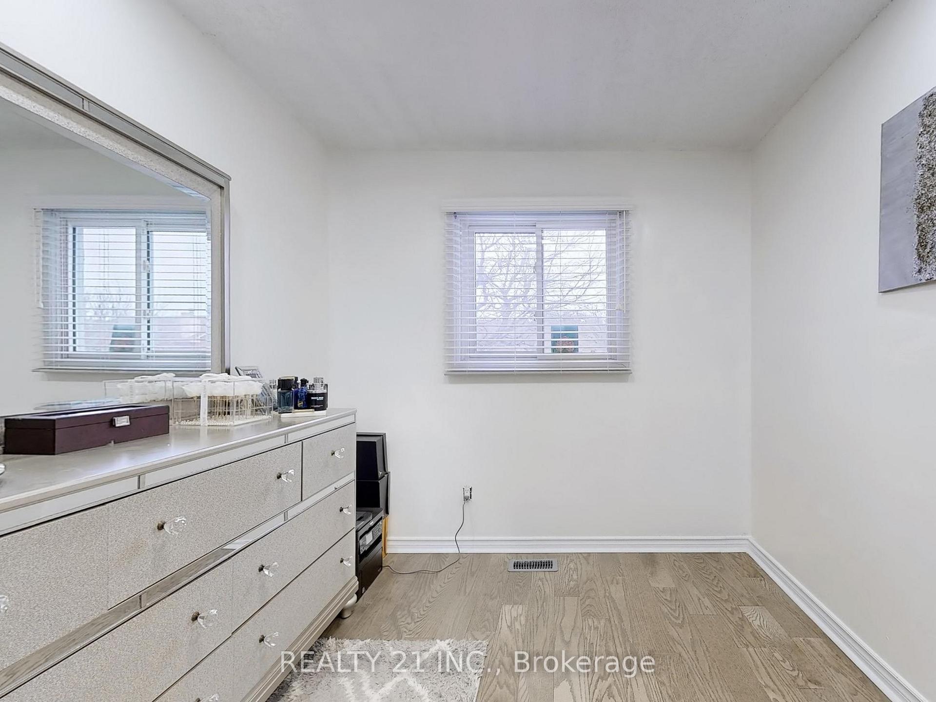 Photo 21 of 12 Raine Drive, Ajax, Central — HOMEH
