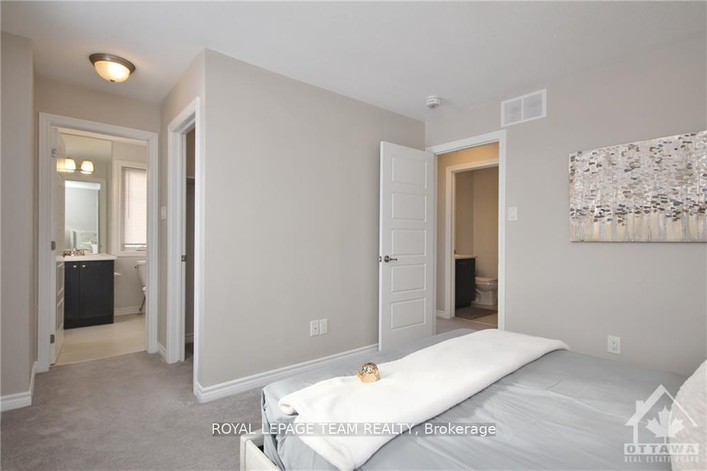 Photo 14 of 273 Brassy Minnow Crescent, Ottawa, Barrhaven - Half Moon Bay — HOMEH