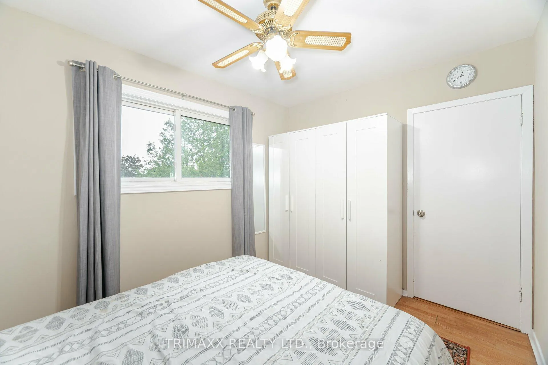 Photo 21 of 452 Ottawa Street S, Kitchener — HOMEH