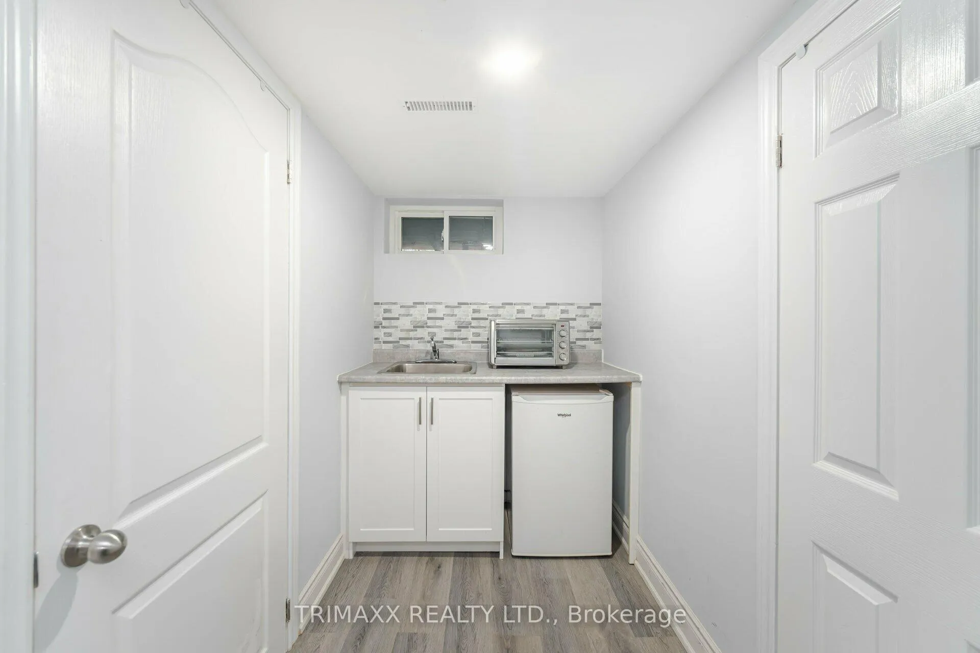 Photo 28 of 452 Ottawa Street S, Kitchener — HOMEH