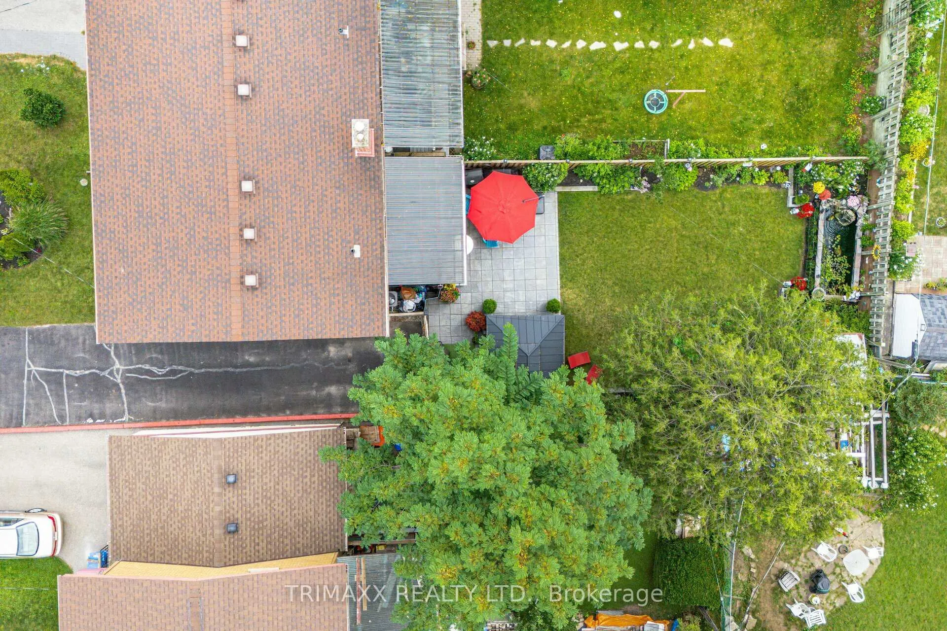 Photo 36 of 452 Ottawa Street S, Kitchener — HOMEH