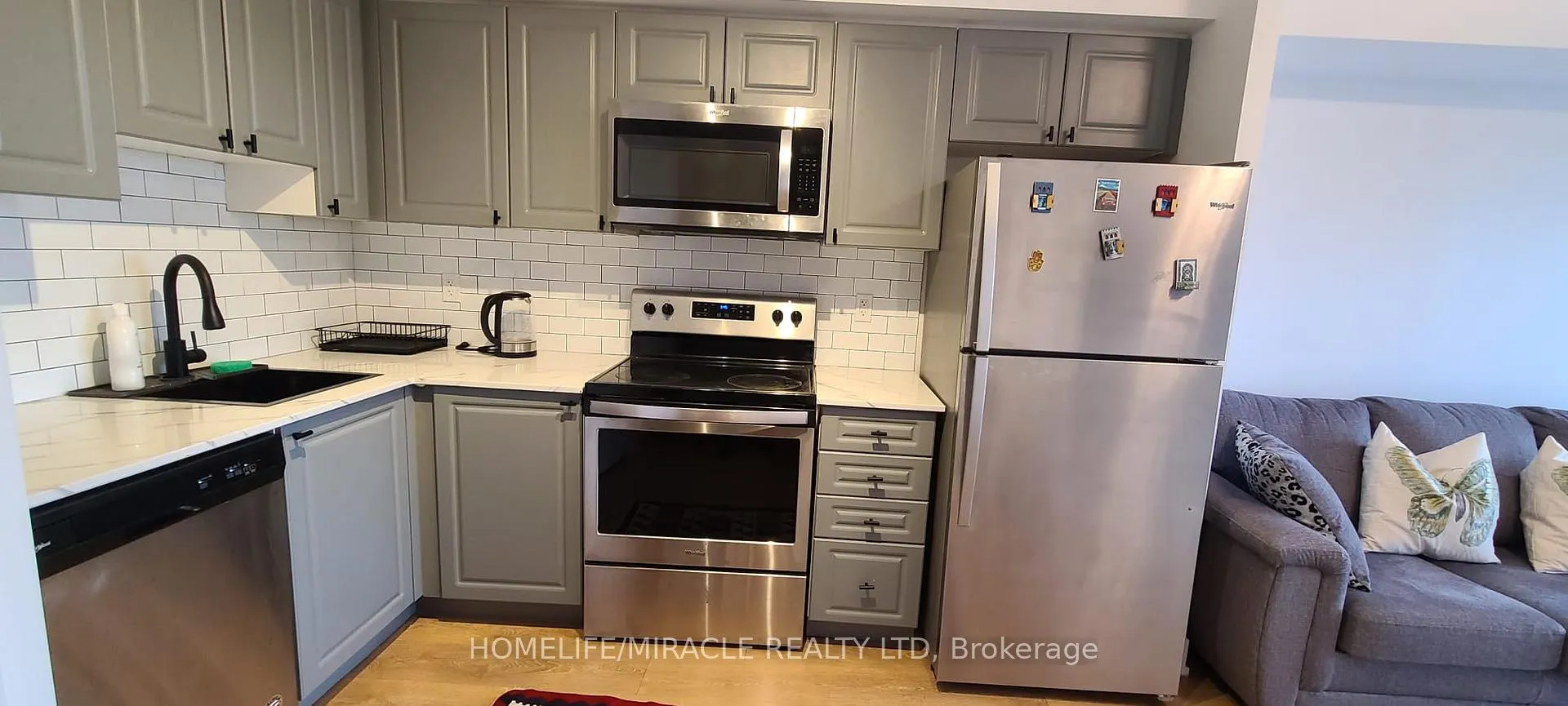Photo 14 of Unit 901, 1255 Bayly Street, Pickering, Bay Ridges — HOMEH