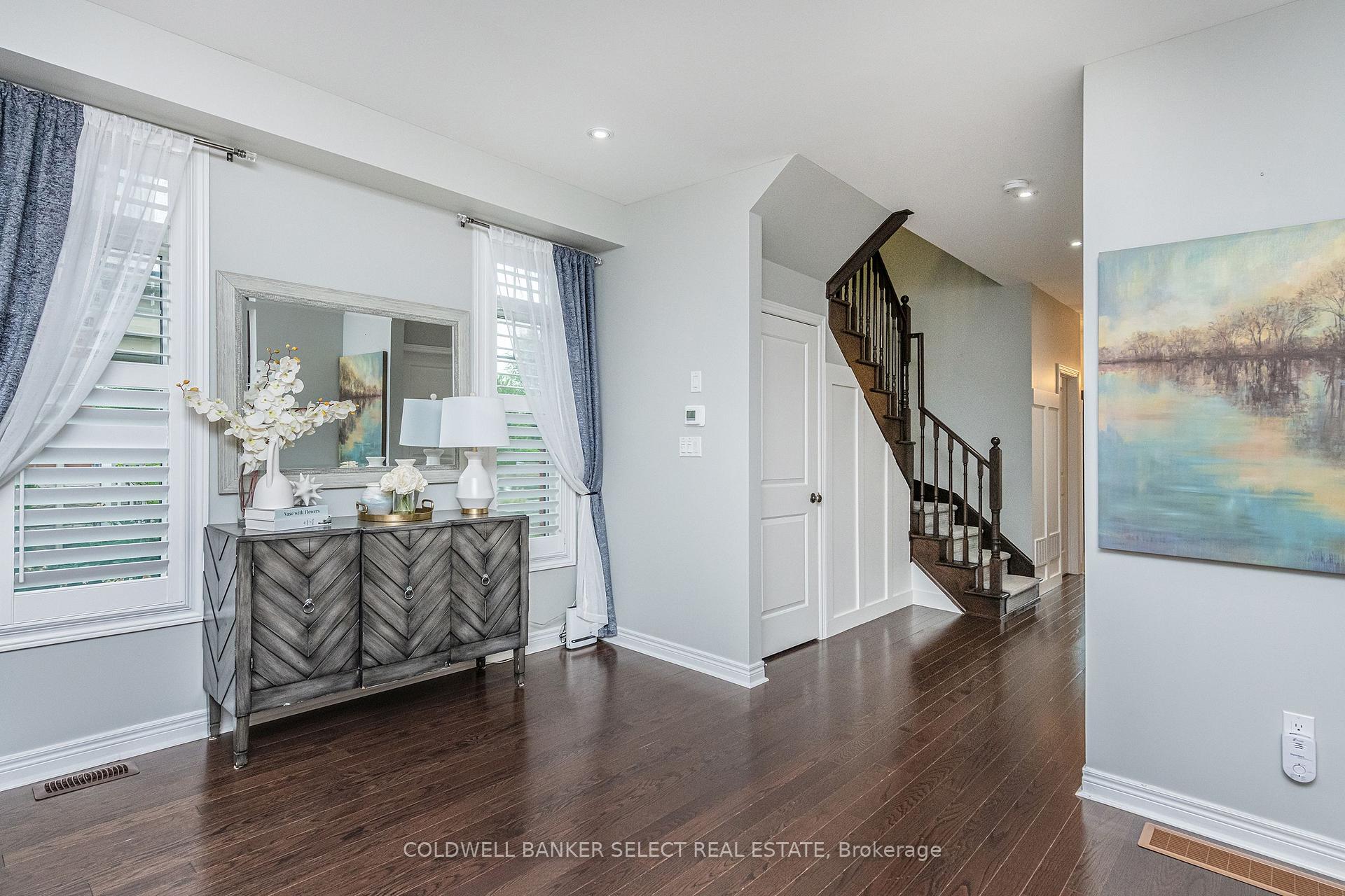 Photo 9 of 47 Mccardy Court, Caledon, Caledon East — HOMEH