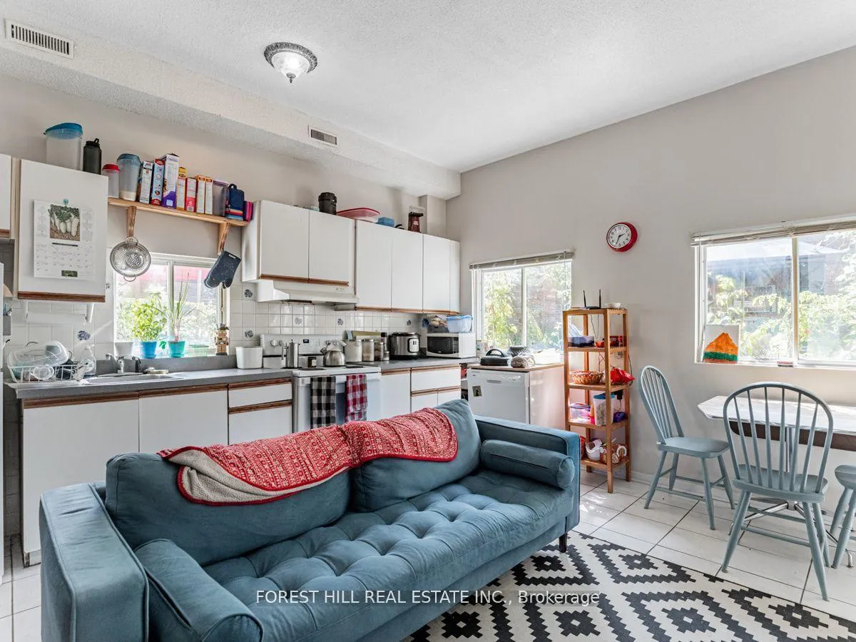 Photo 13 of 362 Northcliffe Boulevard, Toronto, Oakwood Village — HOMEH