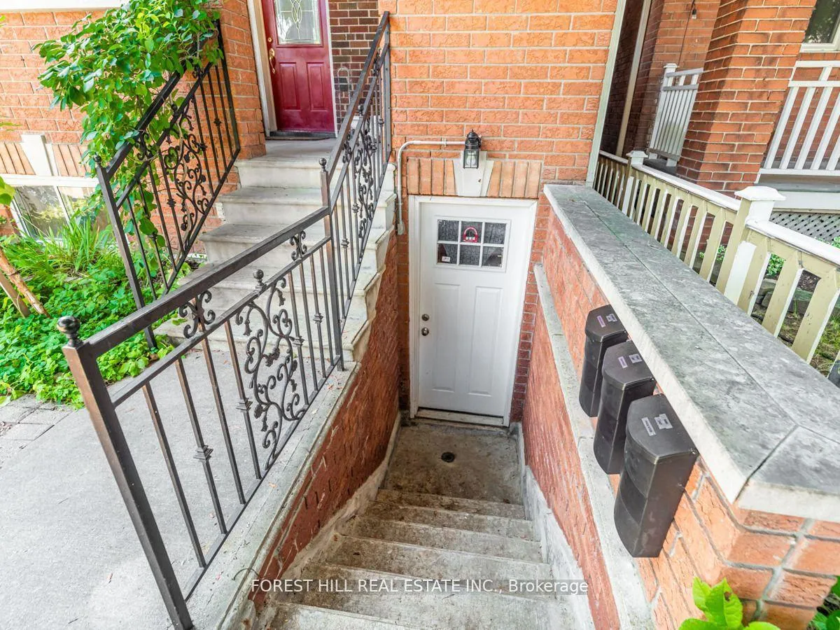 Photo 22 of 362 Northcliffe Boulevard, Toronto, Oakwood Village — HOMEH