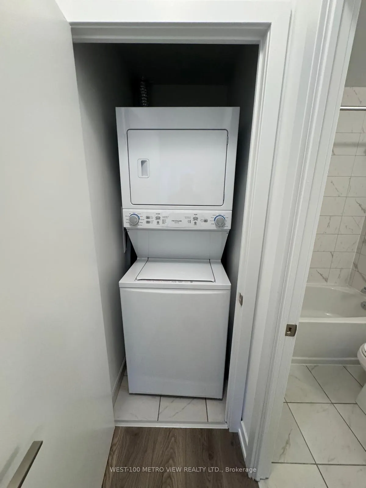Photo 8 of Unit 2605, 1435 Celebration Drive, Pickering, Bay Ridges — HOMEH