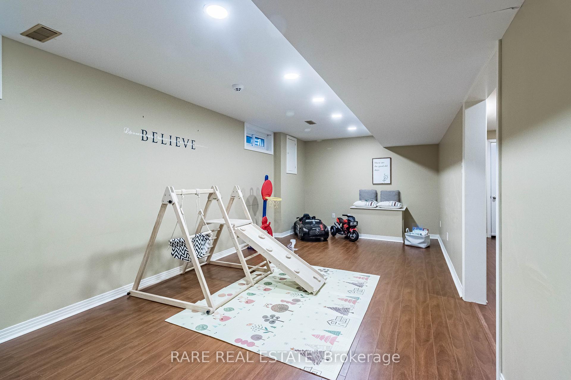 Photo 28 of 2446 Overton Drive, Burlington, Brant Hills — HOMEH