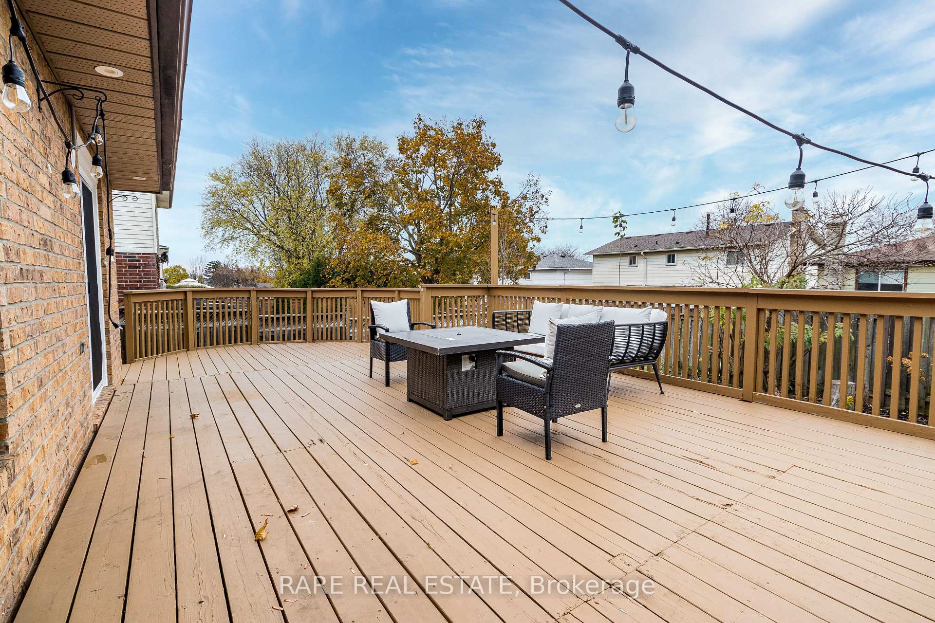 Photo 39 of 2446 Overton Drive, Burlington, Brant Hills — HOMEH