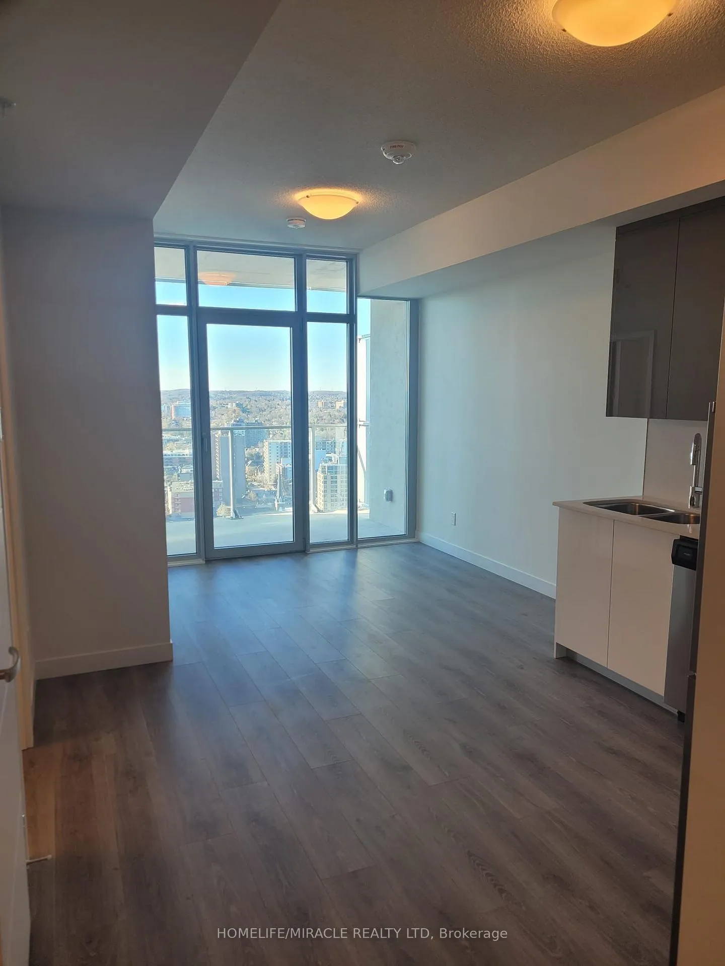 Photo 4 of Unit 2513, 60 Frederick Street, Kitchener, City Commercial Core — HOMEH