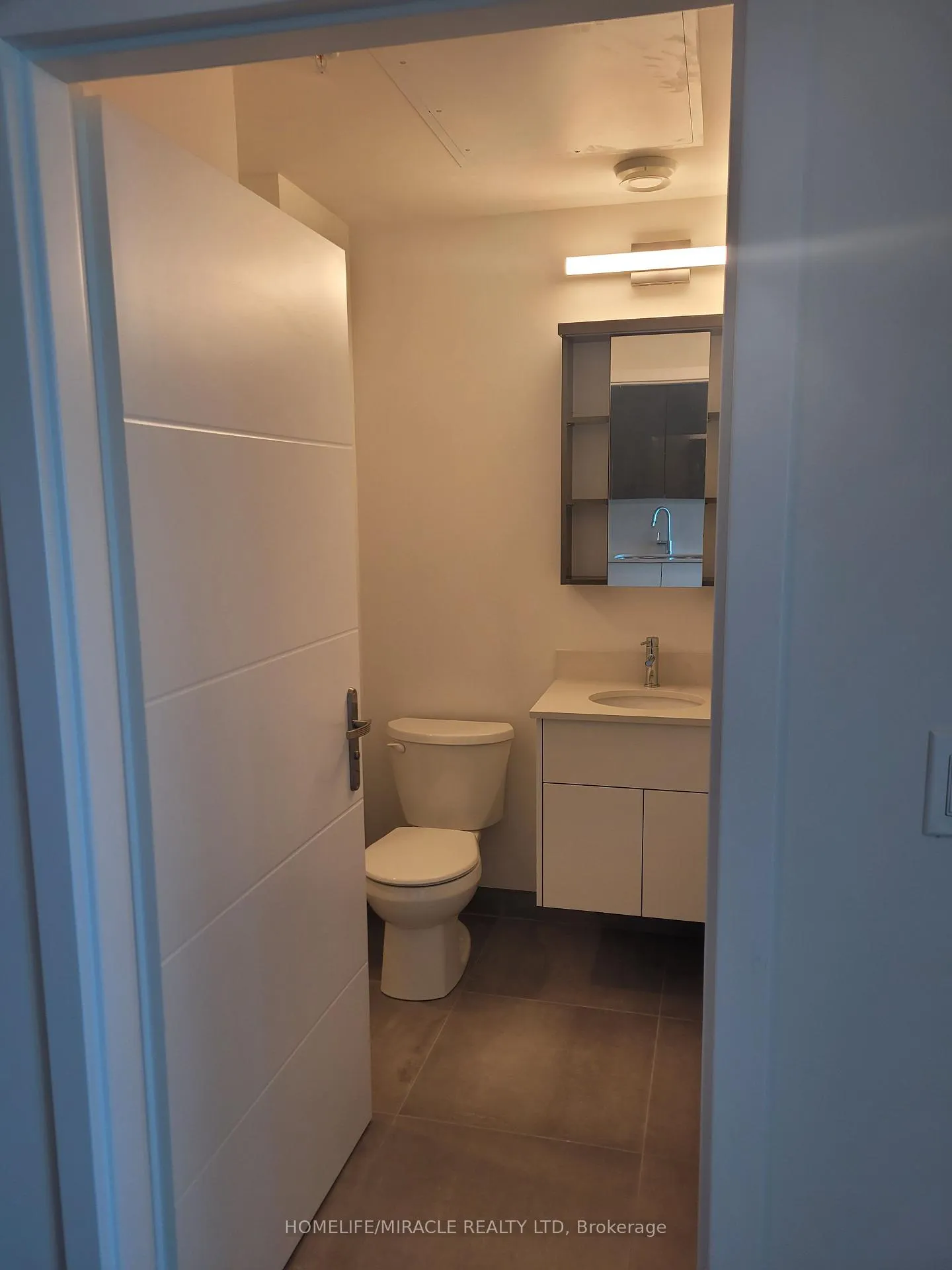 Photo 6 of Unit 2513, 60 Frederick Street, Kitchener, City Commercial Core — HOMEH
