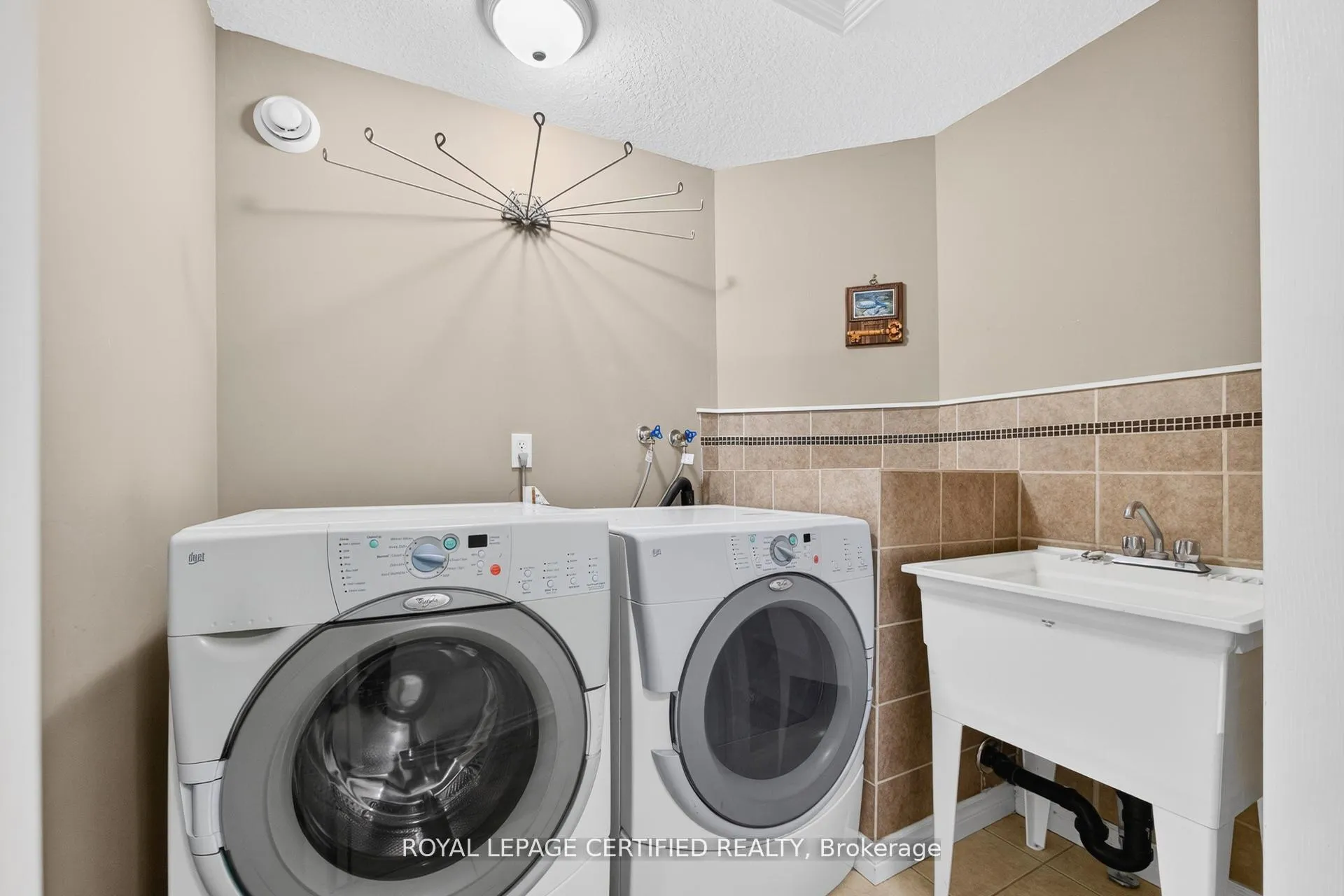 Photo 38 of Unit 2, 20 Shackleton Drive, Guelph, Grange Road — HOMEH
