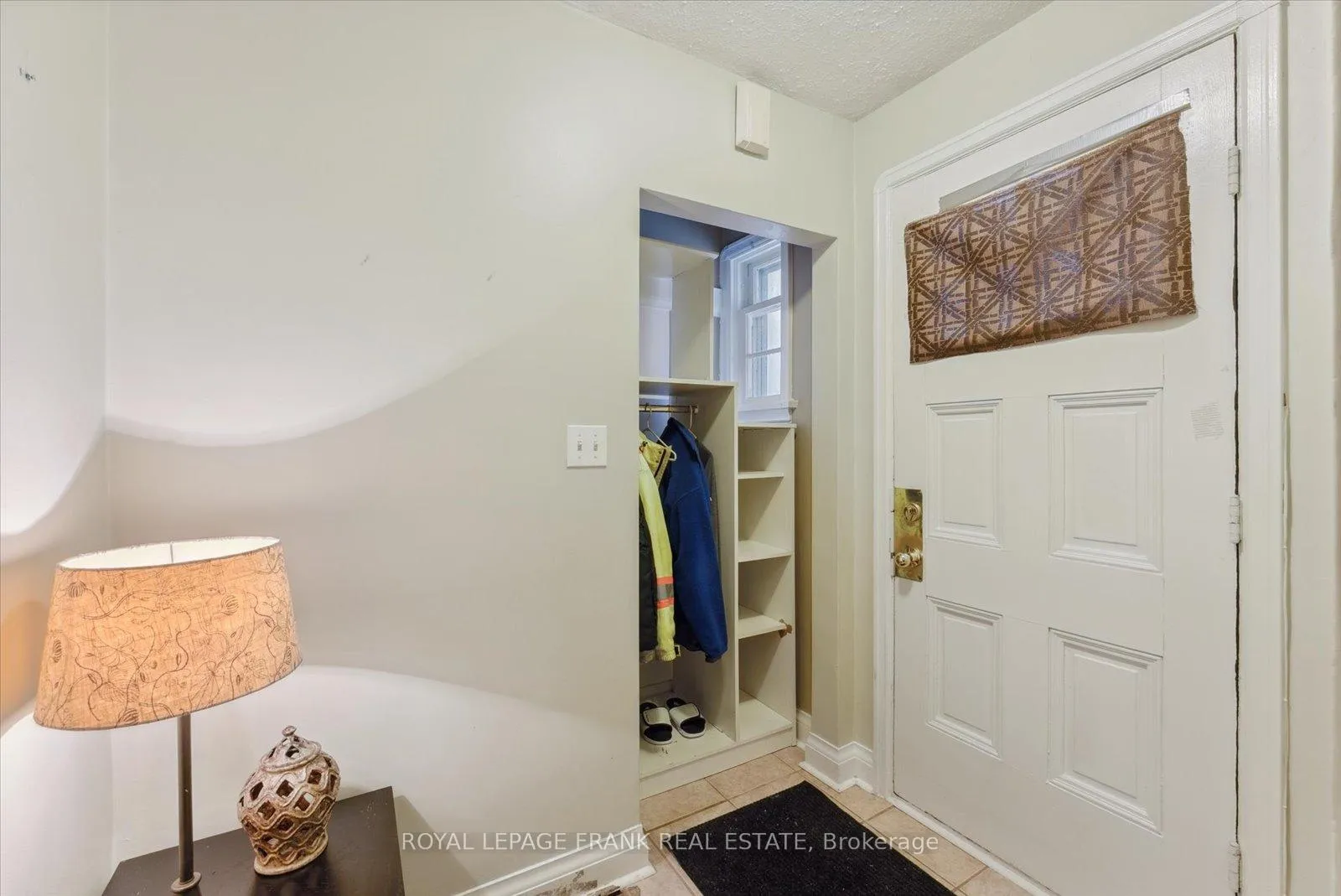 Photo 3 of 135 Lauder Road, Oshawa, O'Neill — HOMEH