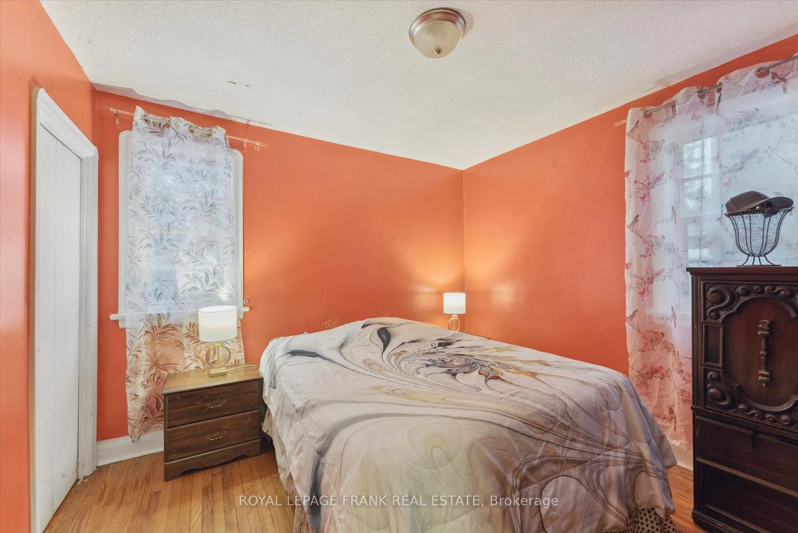 Photo 9 of 135 Lauder Road, Oshawa, O'Neill — HOMEH