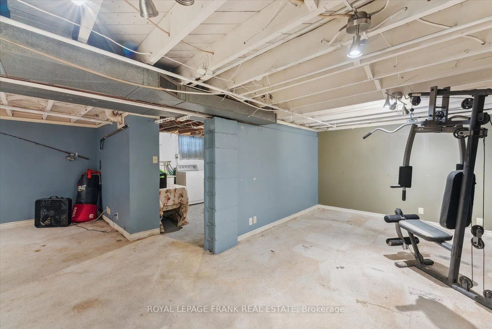 Photo 14 of 135 Lauder Road, Oshawa, O'Neill — HOMEH