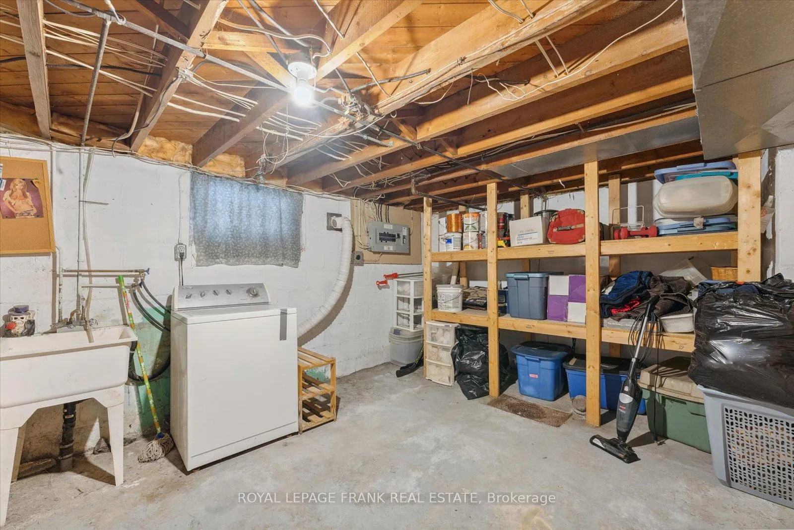 Photo 17 of 135 Lauder Road, Oshawa, O'Neill — HOMEH