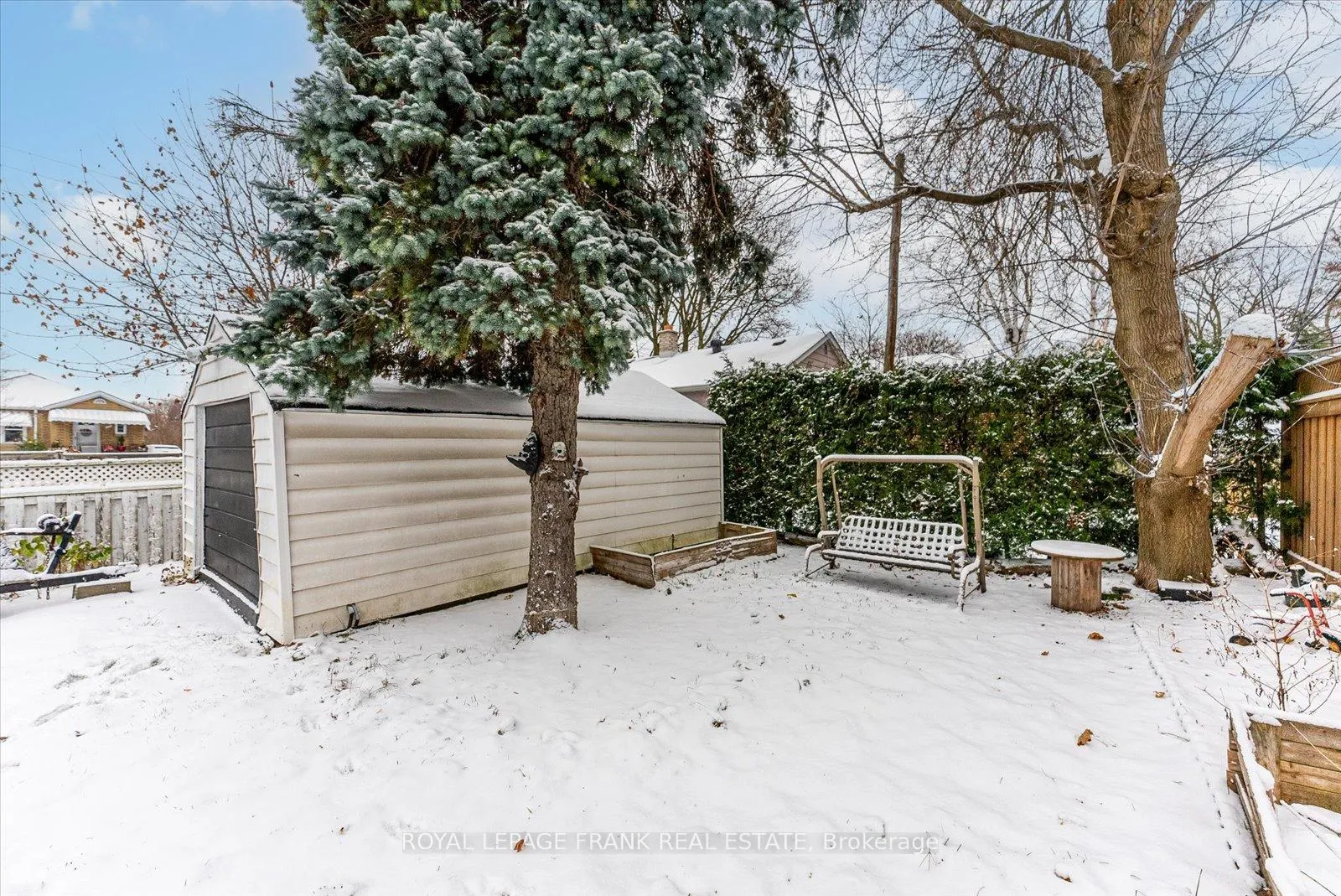Photo 19 of 135 Lauder Road, Oshawa, O'Neill — HOMEH