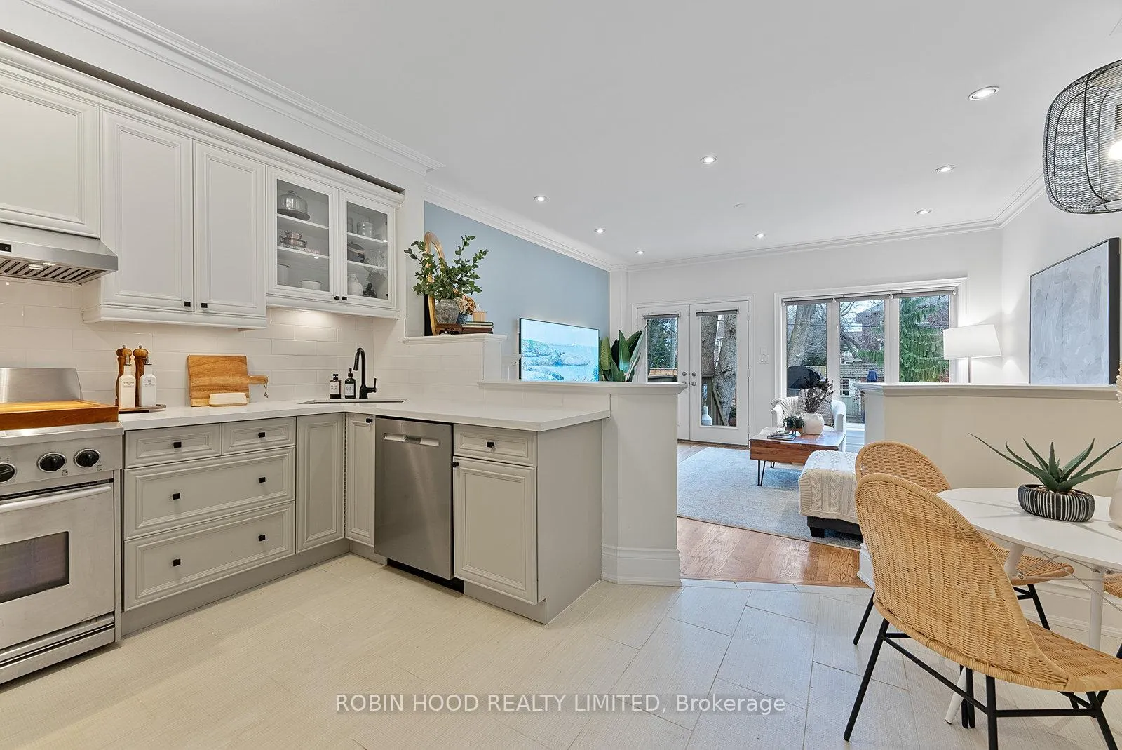 Photo 6 of 15 Gough Avenue, Toronto, North Riverdale — HOMEH