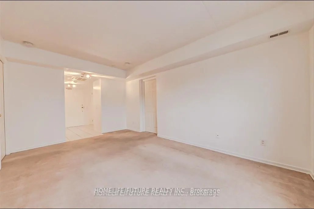 Photo 15 of Unit 314, 160 Wellington Street E, Aurora, Aurora Village — HOMEH