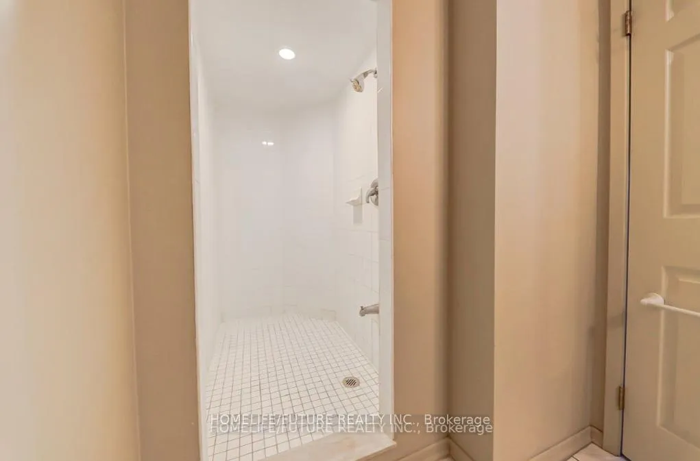 Photo 21 of Unit 314, 160 Wellington Street E, Aurora, Aurora Village — HOMEH