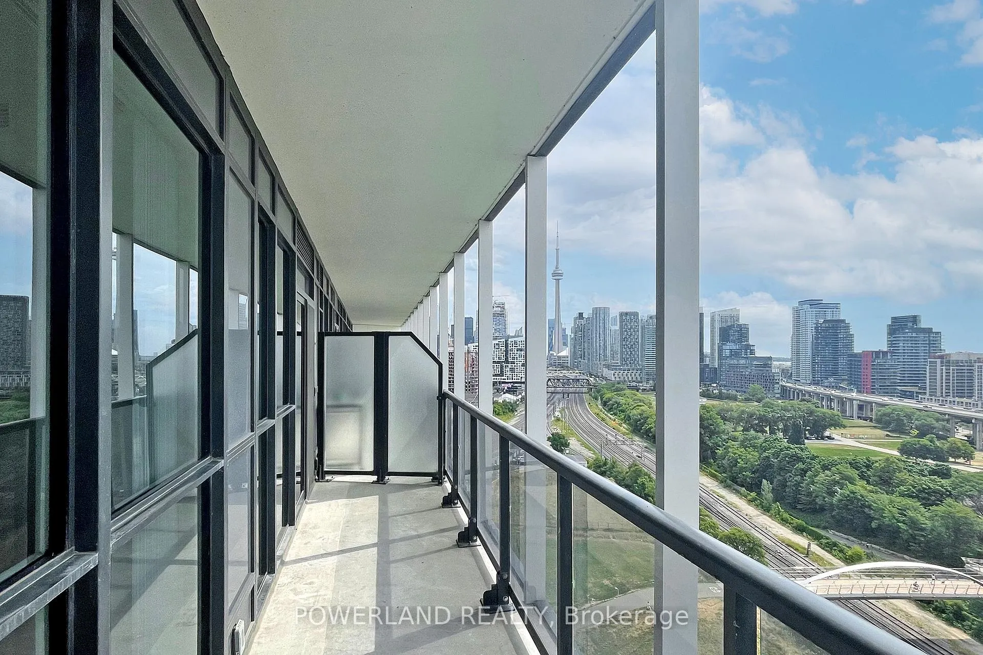 Photo 14 of Unit 1602, 30 Ordnance Street, Toronto, Niagara — HOMEH