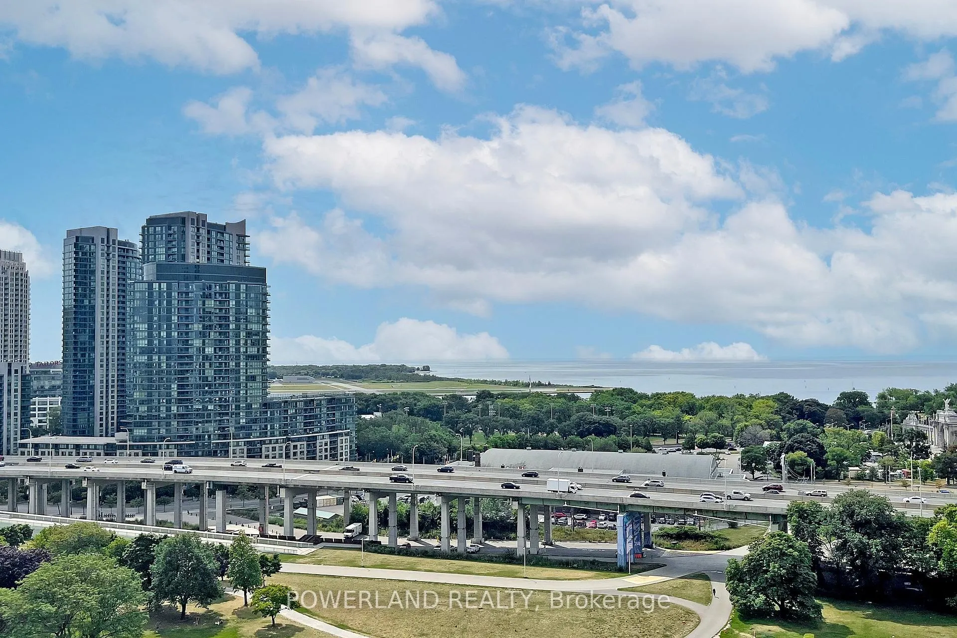 Photo 15 of Unit 1602, 30 Ordnance Street, Toronto, Niagara — HOMEH