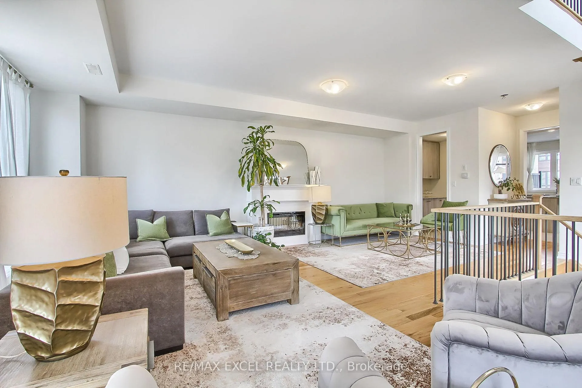Photo 9 of 8 Lord Melborne Street, Markham, Victoria Square — HOMEH