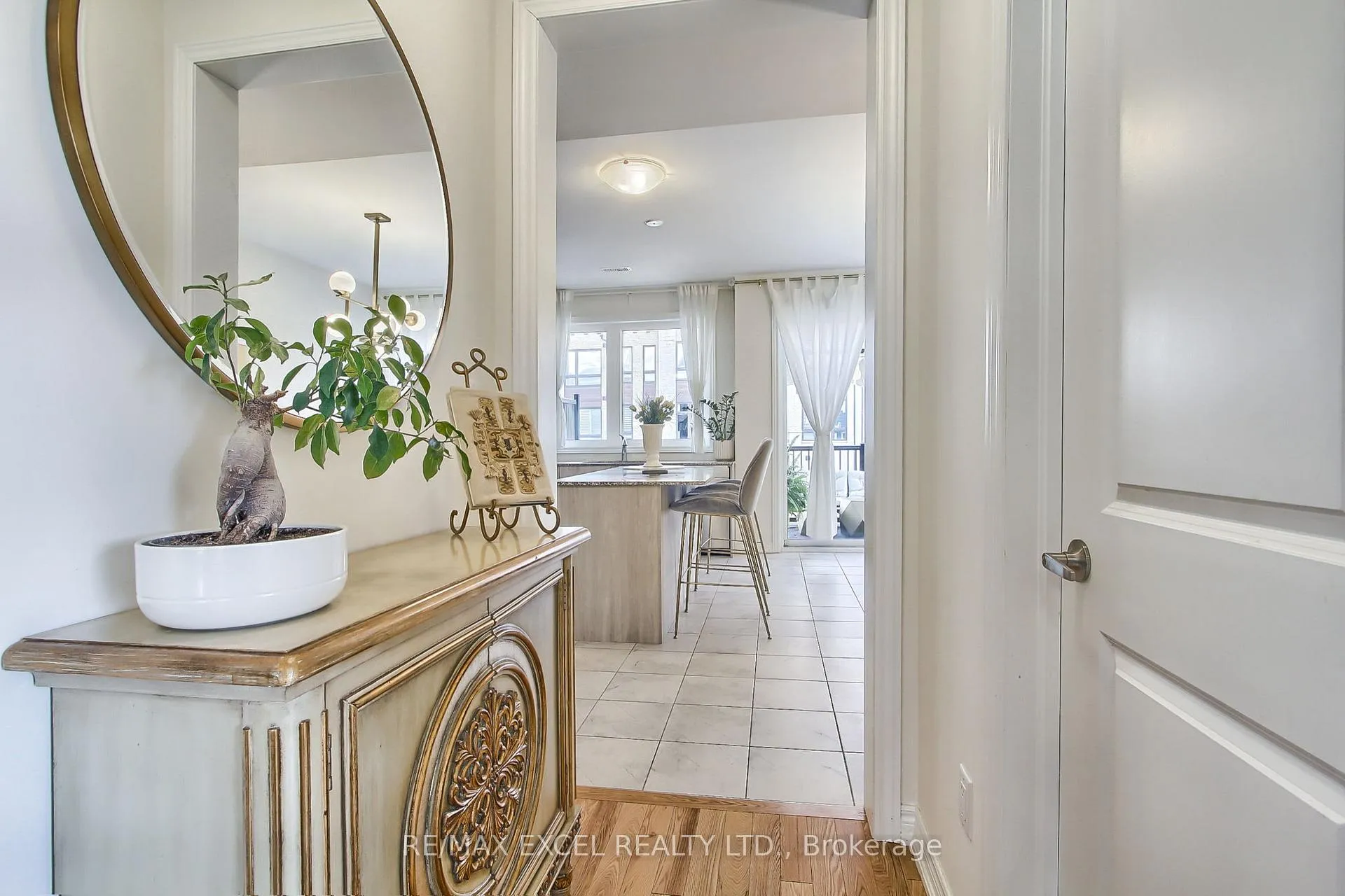 Photo 11 of 8 Lord Melborne Street, Markham, Victoria Square — HOMEH