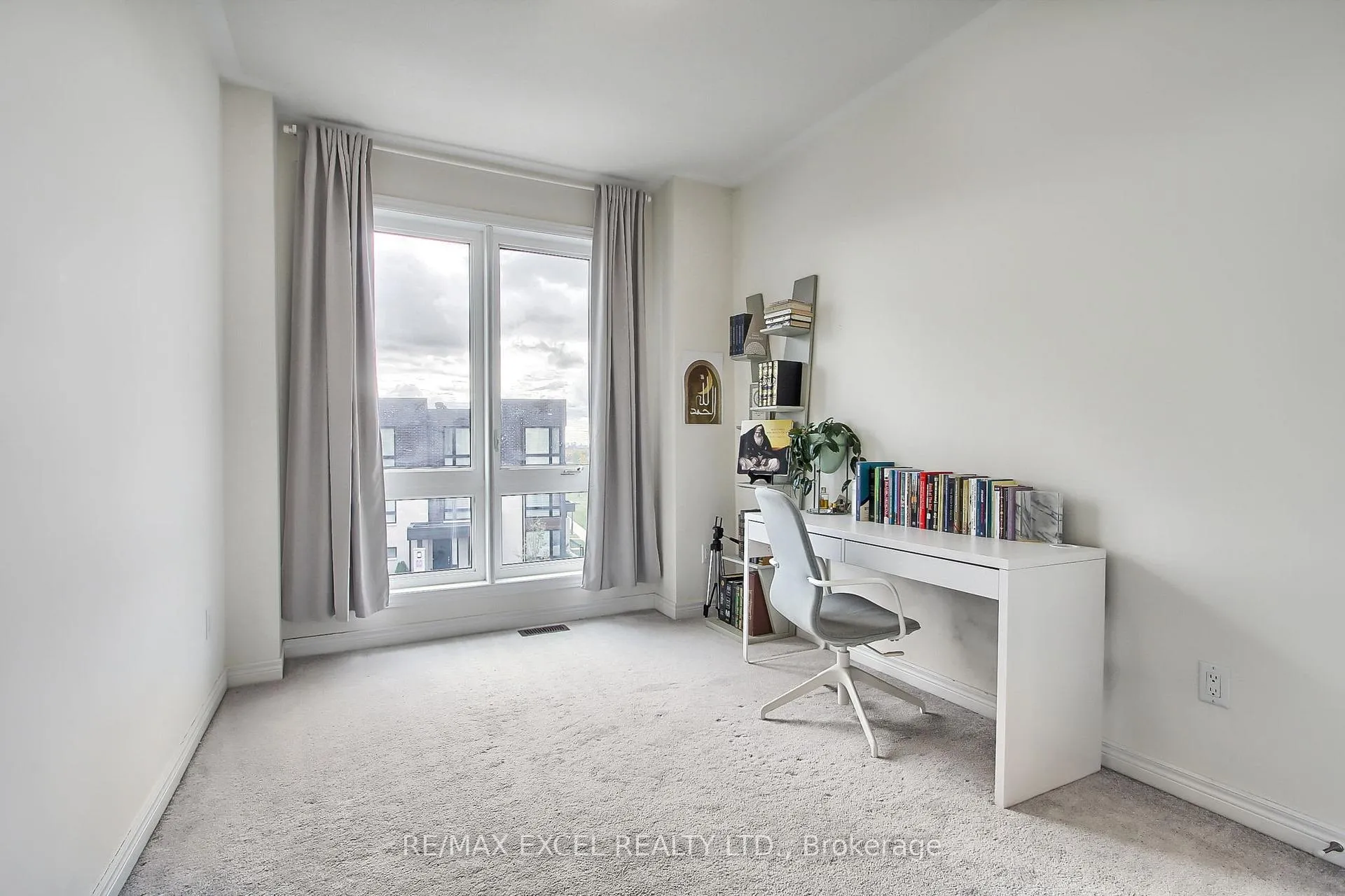 Photo 33 of 8 Lord Melborne Street, Markham, Victoria Square — HOMEH