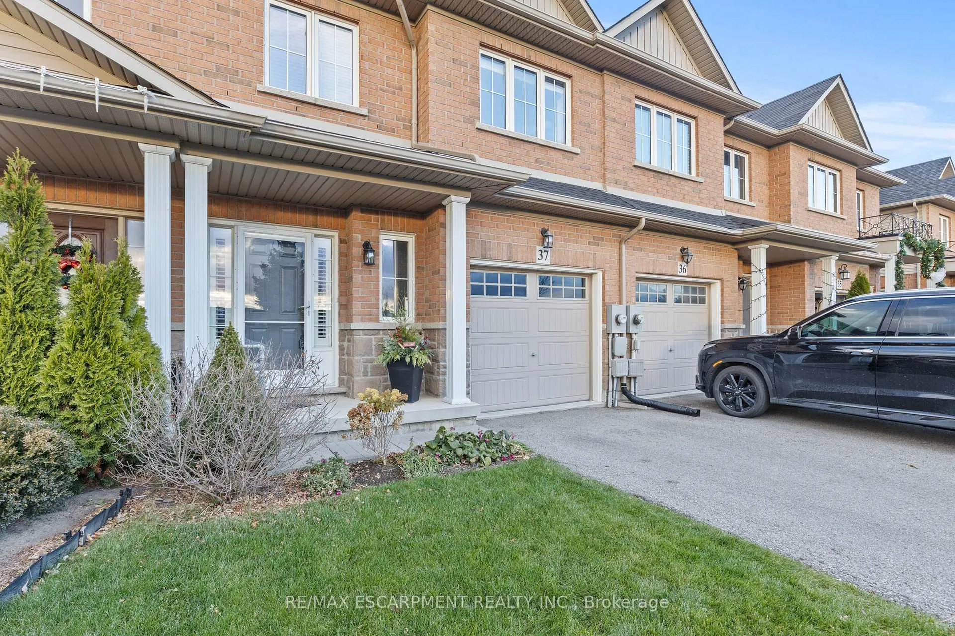 Photo 5 of Unit 37, 170 Palacebeach Trail, Hamilton, Stoney Creek — HOMEH