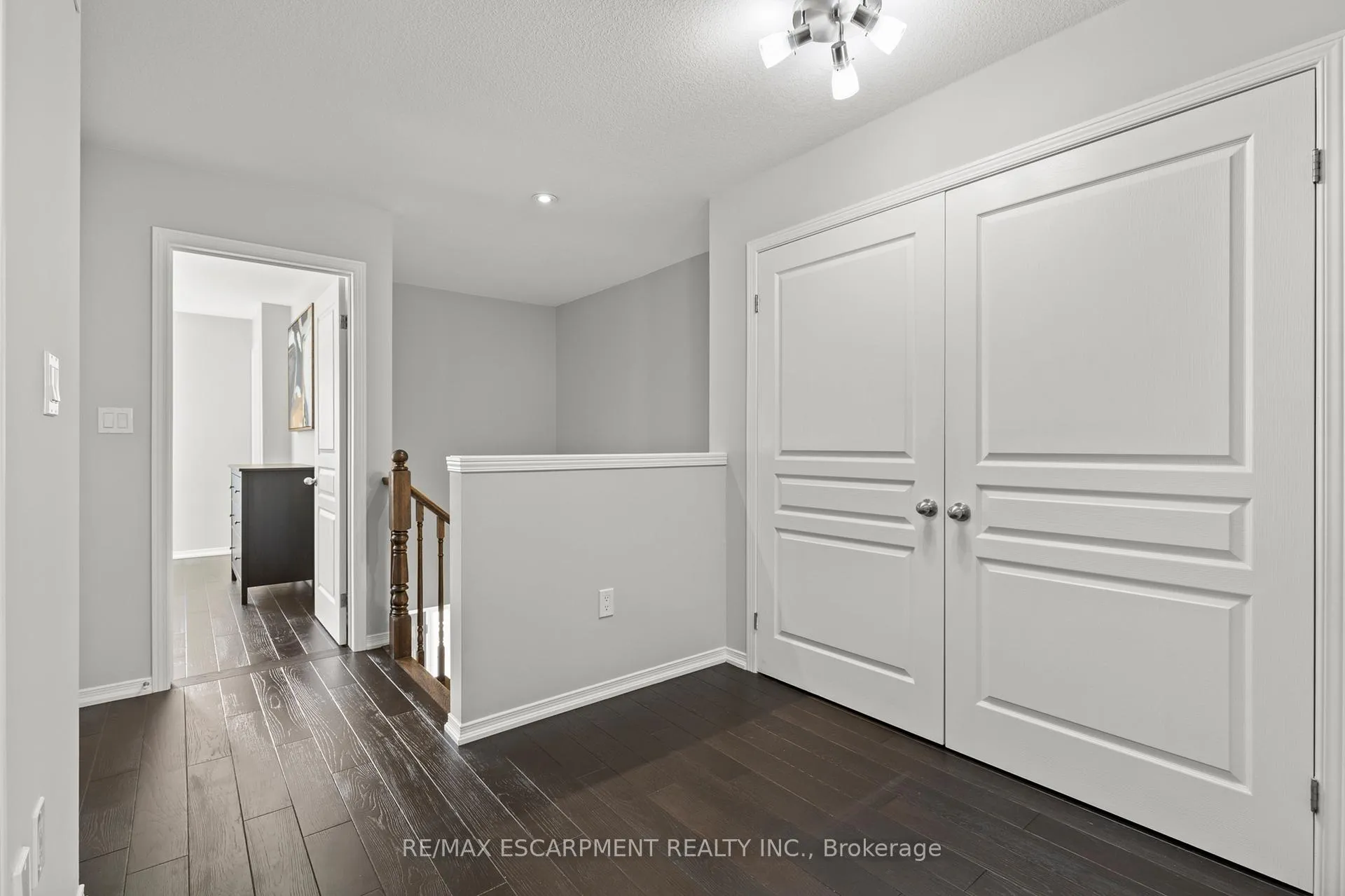 Photo 23 of Unit 37, 170 Palacebeach Trail, Hamilton, Stoney Creek — HOMEH