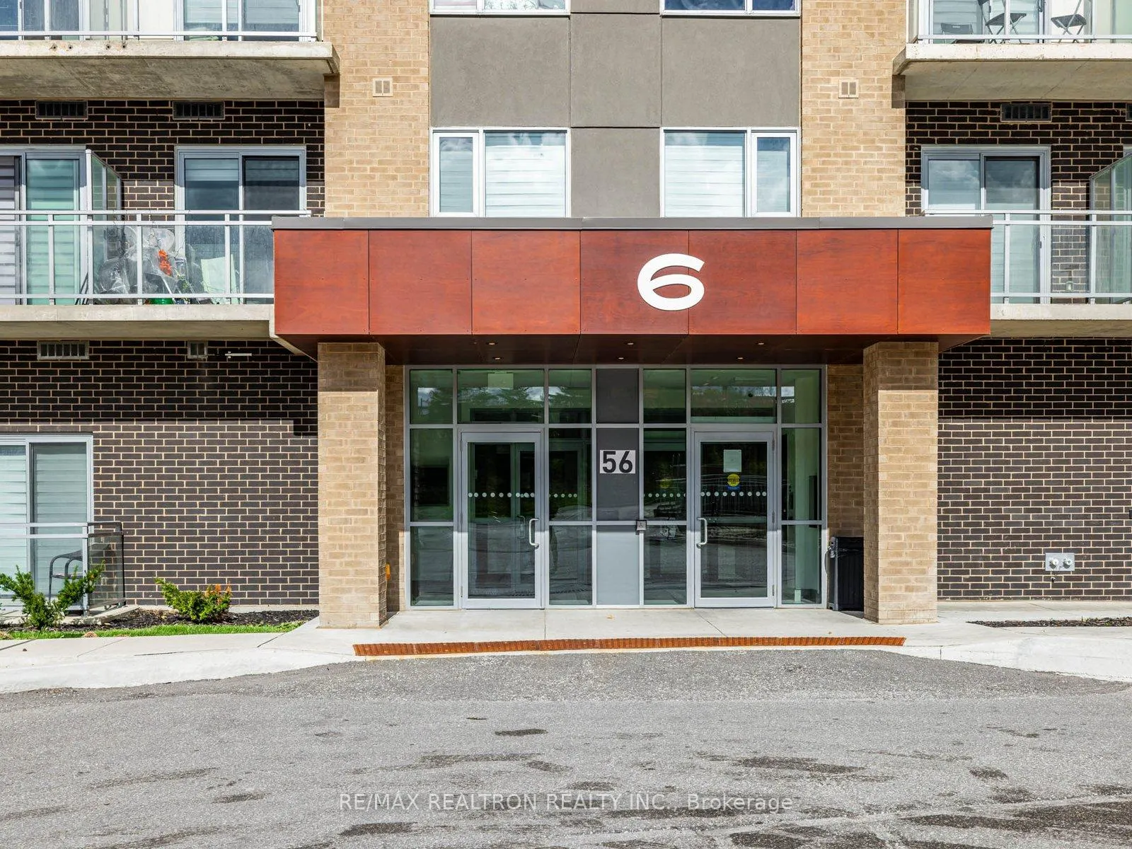 Photo 4 of Unit 506, 56 Lakeside Terrace, Barrie, Little Lake — HOMEH