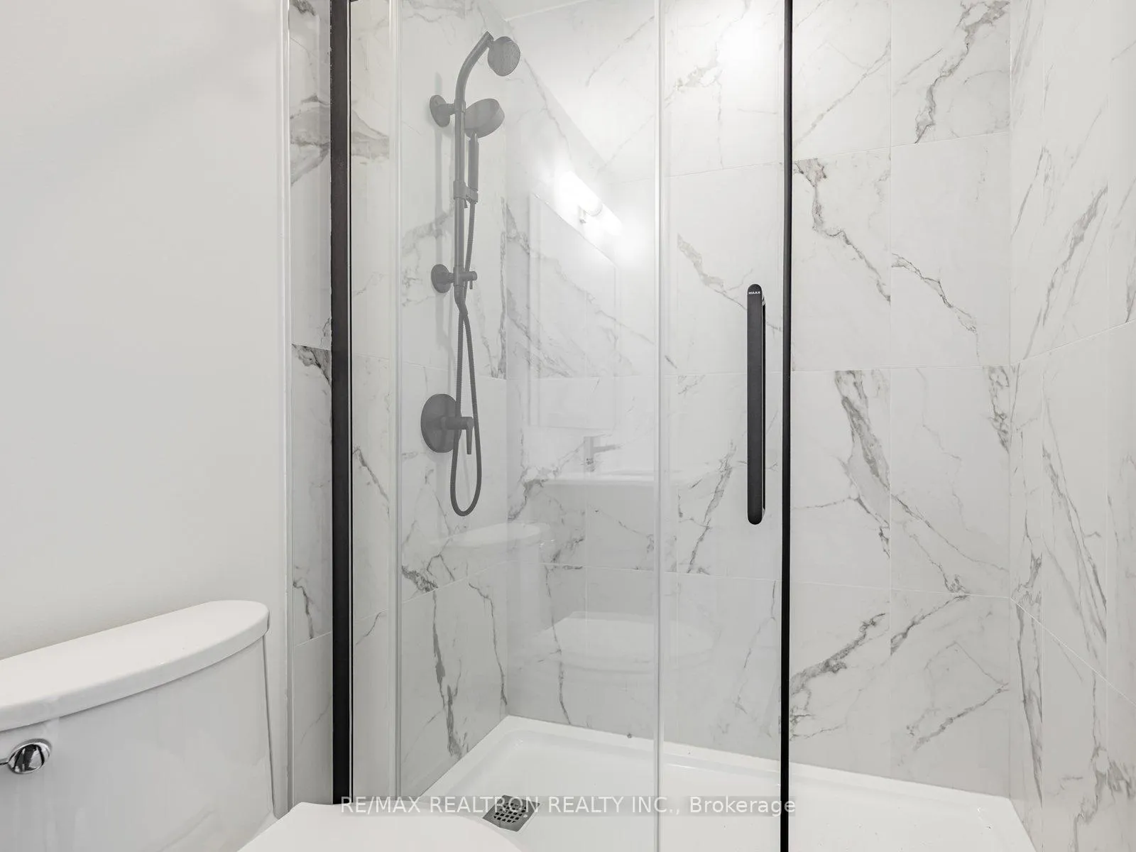 Photo 35 of Unit 506, 56 Lakeside Terrace, Barrie, Little Lake — HOMEH
