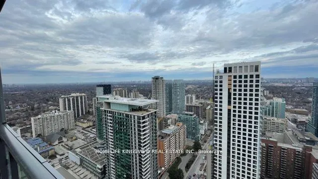 Photo 6 of Unit 3502, 39 Roehampton Avenue, Toronto, Yonge-Eglinton — HOMEH